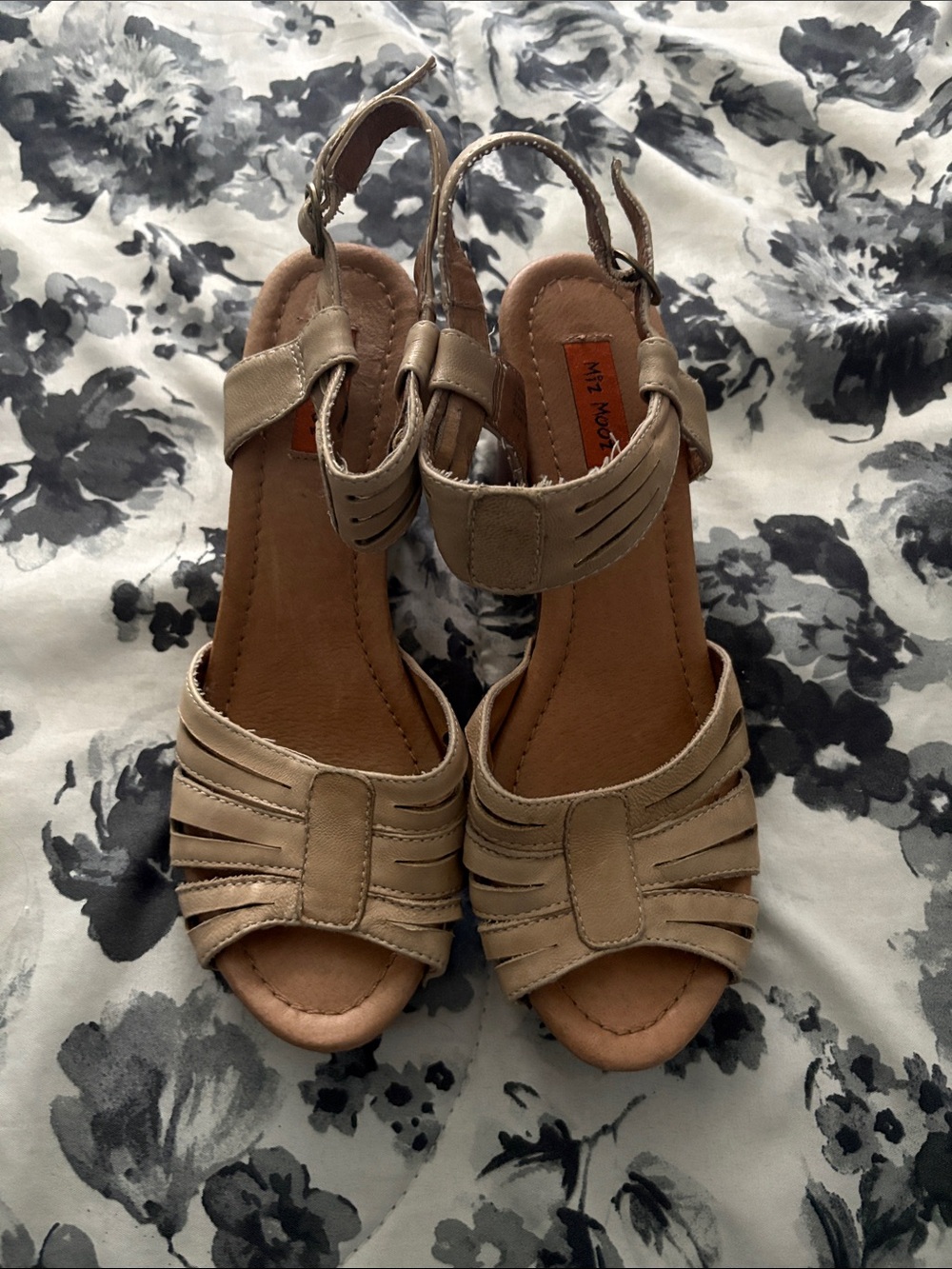 Miz Mooz Women's Beige Open-Toe Slingback Heeled Hilary Sandals